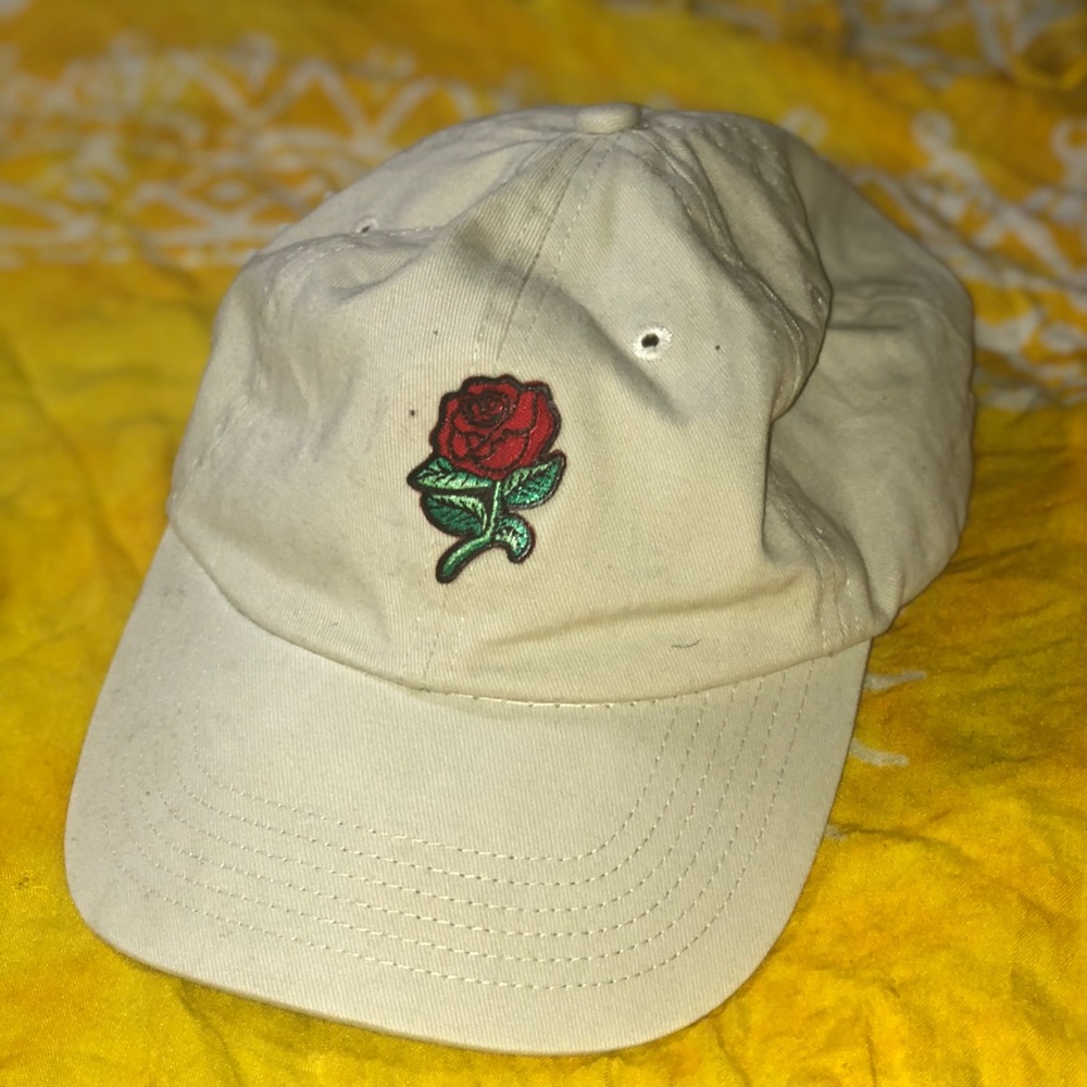 💫A Rose Embroidered Authentic Dad Cap💫 - Picture 2 of 4